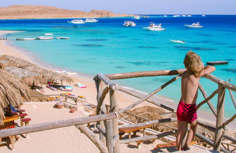 14 Days Cairo, Alexandria, Nile Cruise & Hurghada Tour