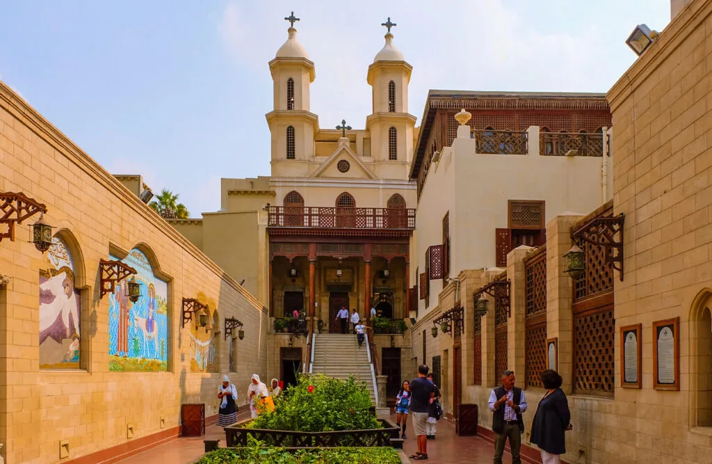 Tour to Cairo from Luxor by Flight