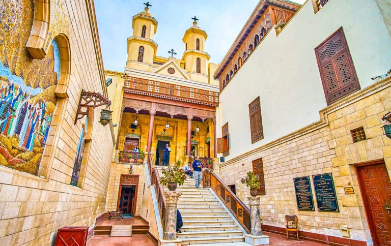 Tour to Giza Pyramids & Citadel and Old Cairo