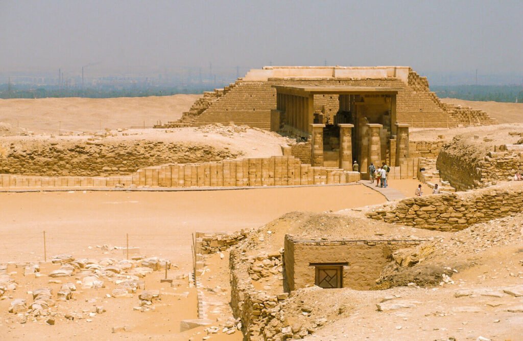 Giza Pyramids and Sakkara Tour from Alexandria Port