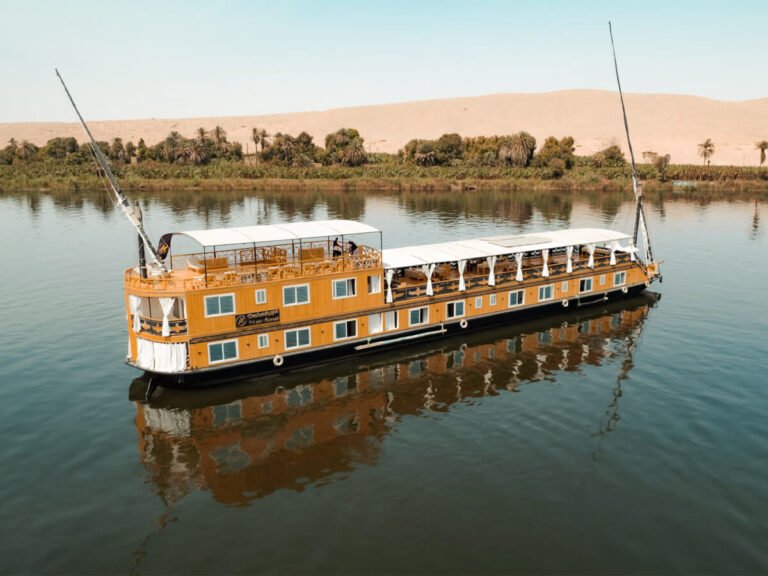 Anoush Dahabiya Nile Cruise